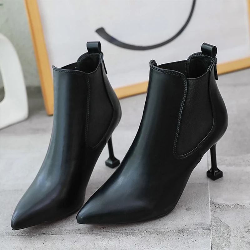female chelsea boots
