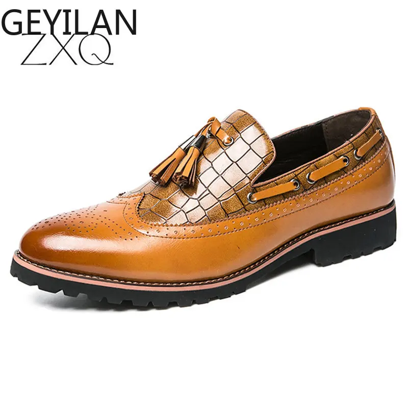 

2019 Autumn Fashion Men's Brogue Slip On Dress Loafers Shoes Leather Tassel Brogue Shoes For Man Oxfords