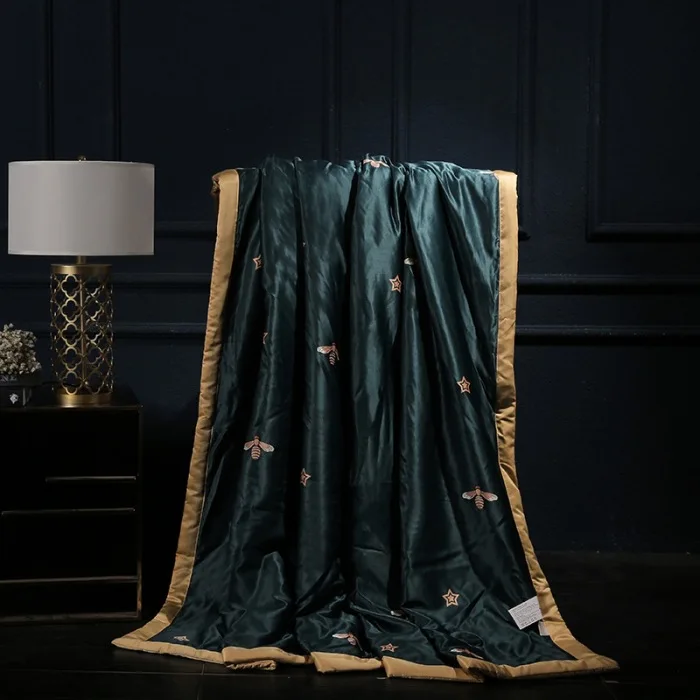 

Light Luxury Real Silk Washing Real Silk Summer Quilt Four-piece Set Gift Summer Cool Products Airable Cover Bedding Article