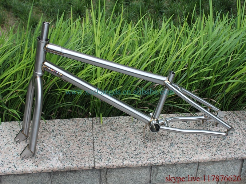 titanium bmx bicycle frame with integrated head tube and truss dropouts