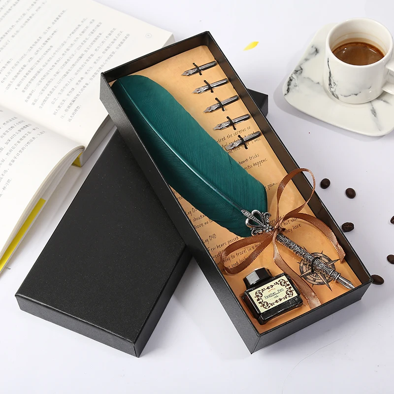 Dark green Новые Вечерние ручки из перьев в стиле ретро для студентов в школу+ пять сменных перьев+ чернила - Цвет: Dark green