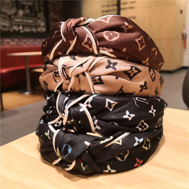 

Velvet Leopard Knot Hairband Ladie ethnic Geometric Leopard Pattern Knotted Hairband customized Hair Accessories headband baby
