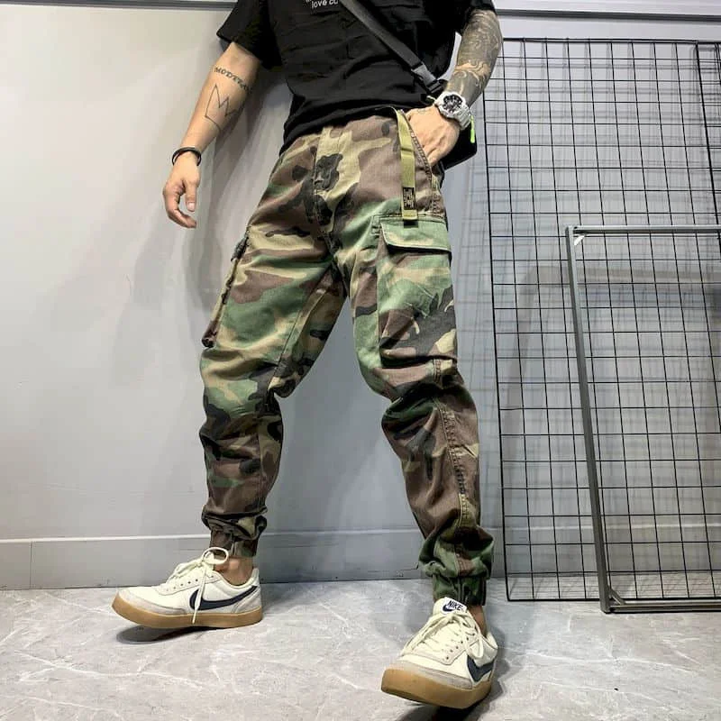 2021 autumn and winter new American retro camouflage overalls men\'s trousers big pockets leggings elastic waist Hong Kong style