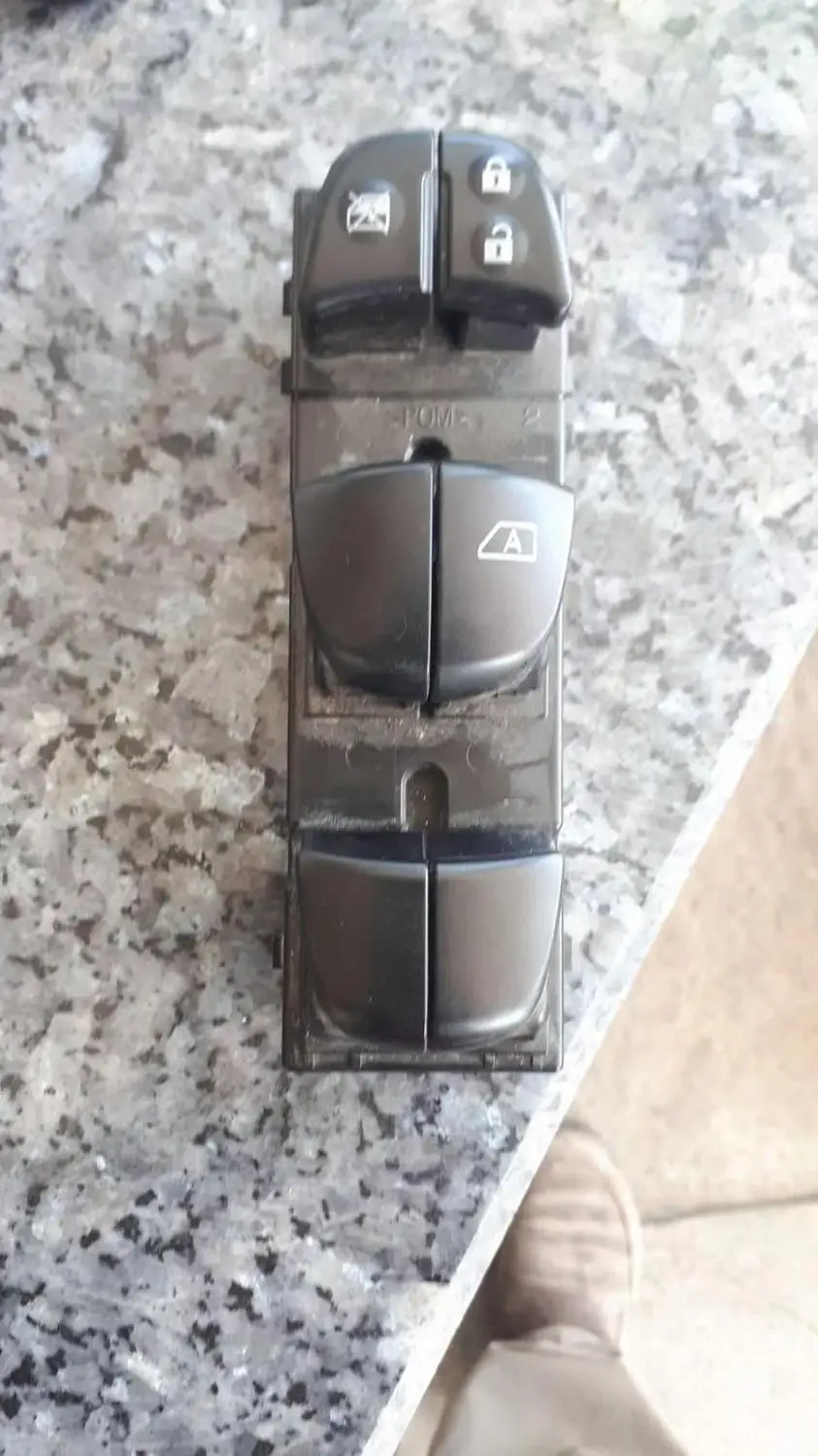 

Power Window Lifter Switch For Nissan march