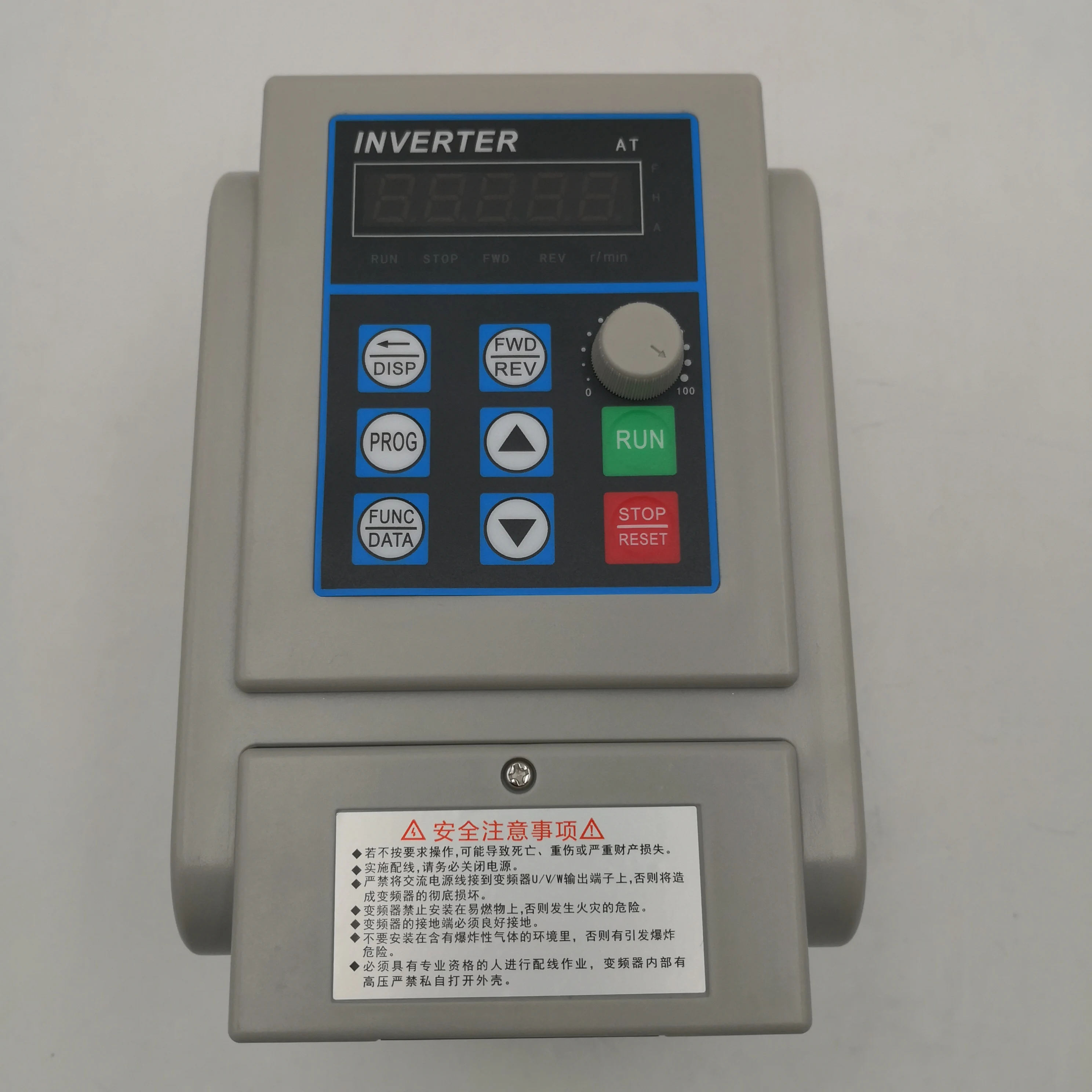 VFD AT2 0.45KW0.75KW1.5KW2.2KW single phase 220V