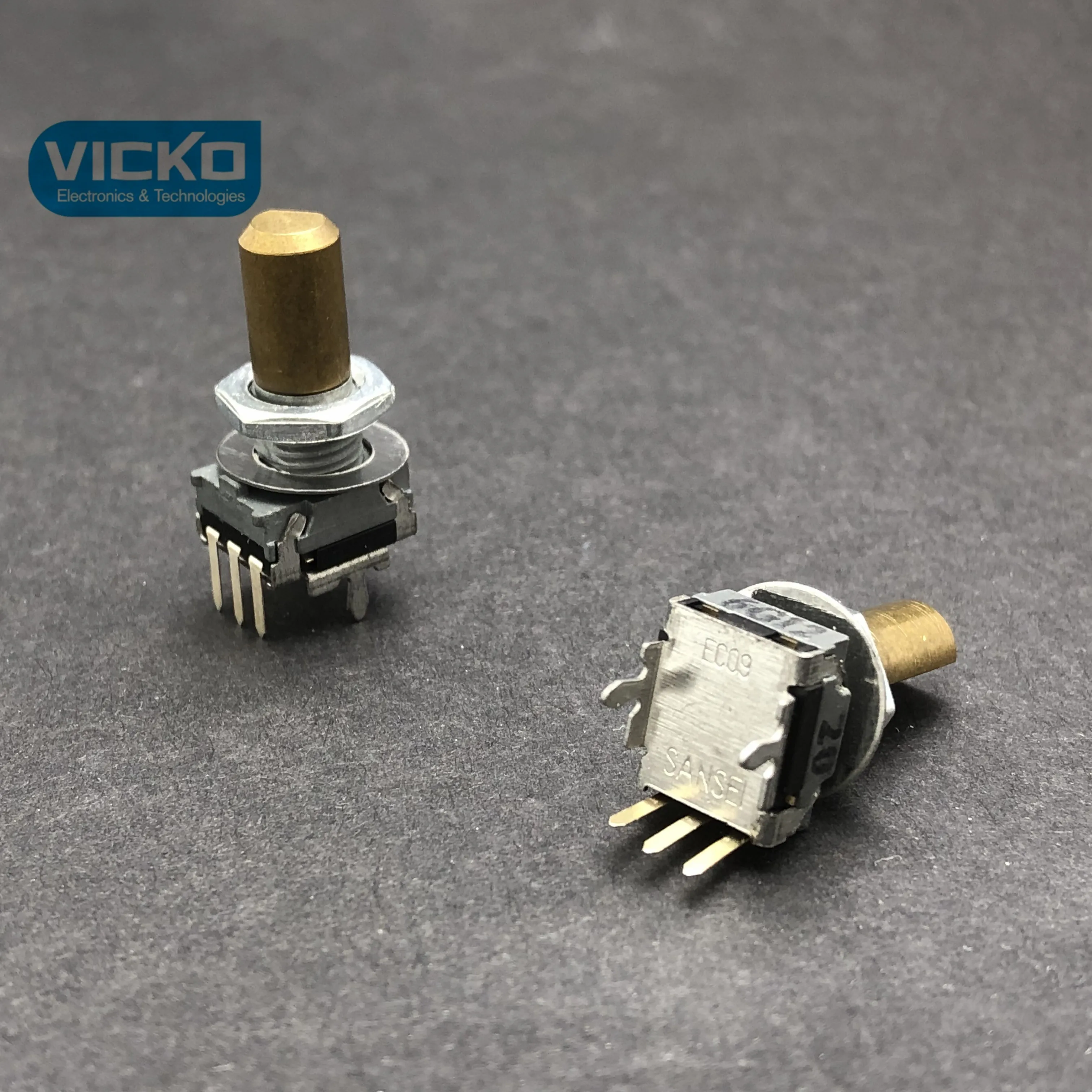 Японский EC09P20-205B энкодер SANSEI EC09 с шаговым 20-точечным вертикальным переключателем