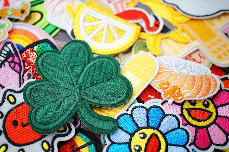 Pizza Egg Sushi Fruit  DIY Patches Embroidery For T-Shirt Iron On Appliques Clothes Jeans Stickers Badges Parche Pineapple Sun