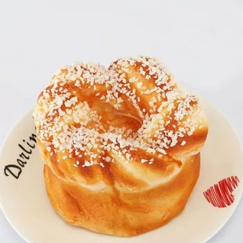 

Artificial food squishy Bread Simulation Model Slice 1pcs Soft Bread Fake Cakes Bakery Photography props Decor Slice Soft Bread
