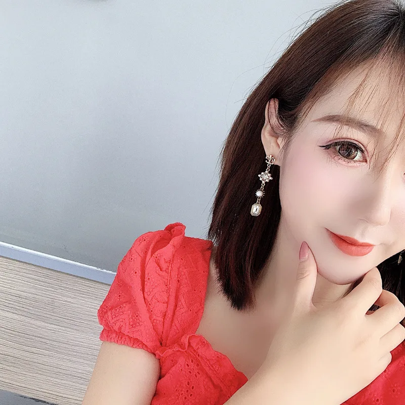 Vintage Baroque Style Long Clip Earrings No Pierced Ears Hole Crystal Square Stone Pedant Clip on Earrings Without Piercing
