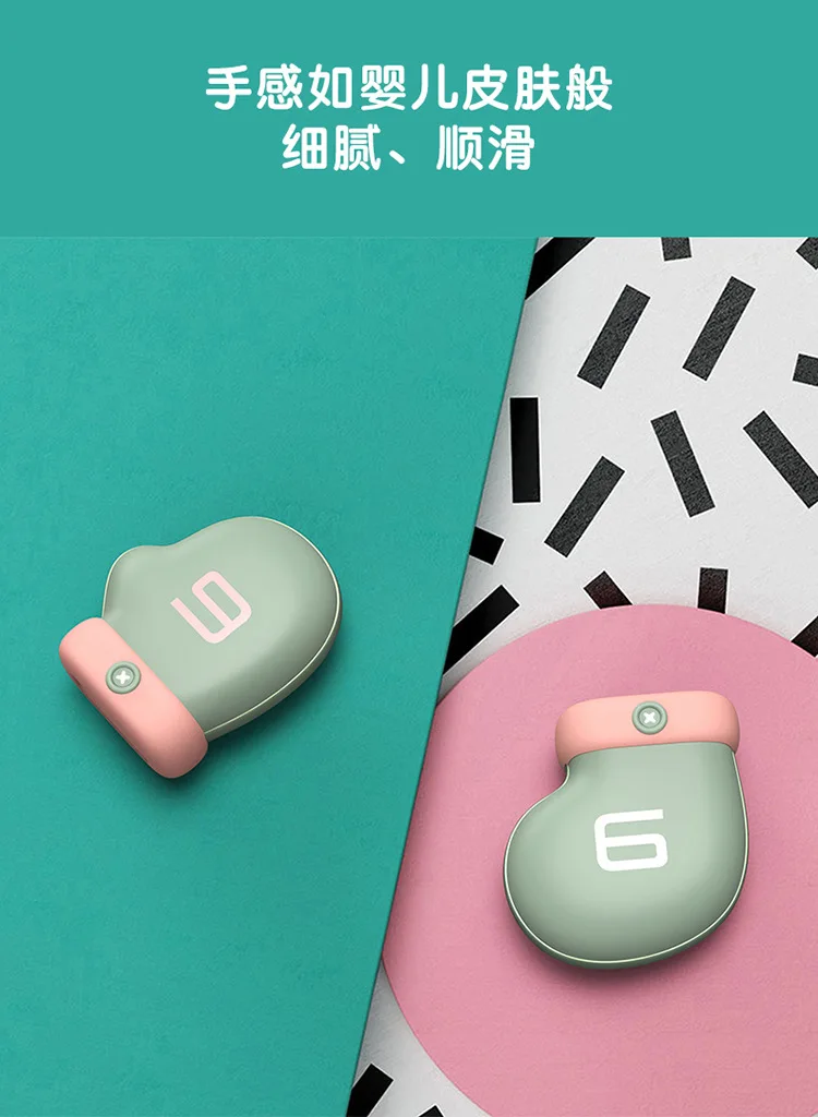 Christmas gloves socks hand warmers USB mini mobile power small socks hand warmers charging treasure new