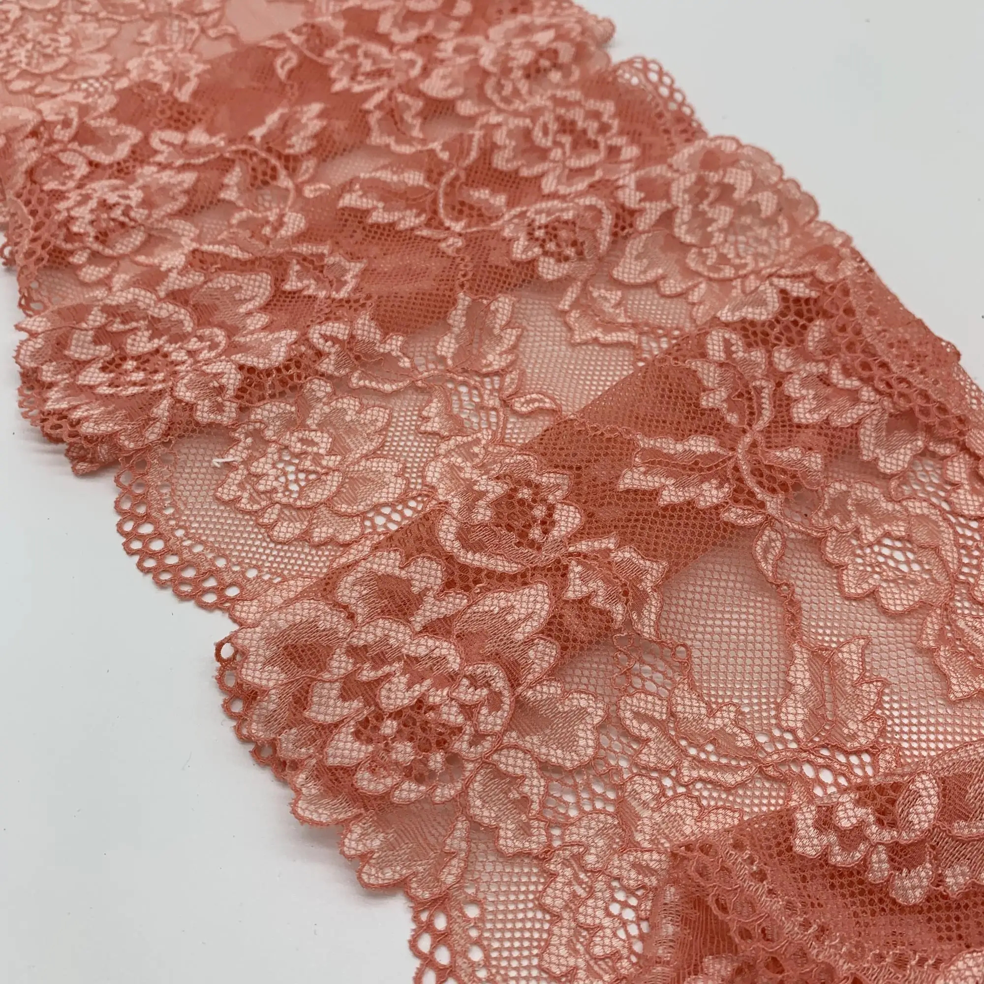 тянущееся кружево. тянущееся кружево. кружево эластичное. тянущееся кружево. кружево стрейч кремовый.