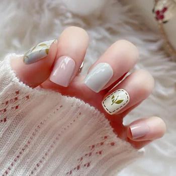 

24Pcs/box Fresh leaves Literature and art Gentlewomanly Short fake nails with designs Wearable Full Cover Finger acryl nail tips