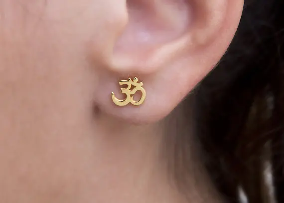 Стерлингового серебра 925 полированные украшения Йога ювелирные изделия OM ohn индийский символ серебро высокое качество серьги для девочек подарок для женщин