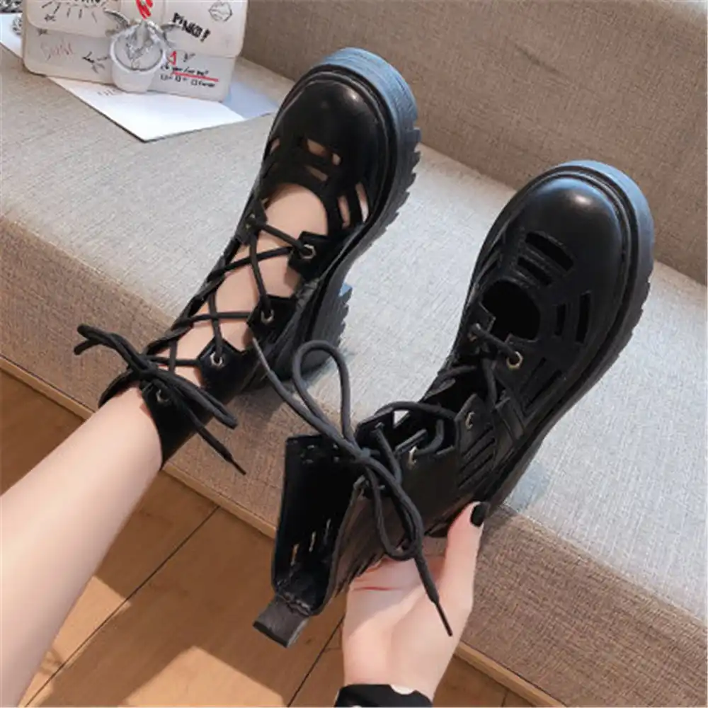 女性の夏のサンダル21新しいすべて種類中空アウトシングルクールなブーツファッションレースアップ靴通気性ショートブーツ黒ベージュ ミドルヒール Aliexpress