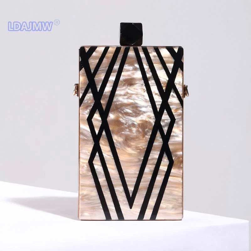 

2019 Split Joint Second Gram Force Case Package Ma'am Banquet Street Clap Take Package Diagonal Single Shoulder Small Square