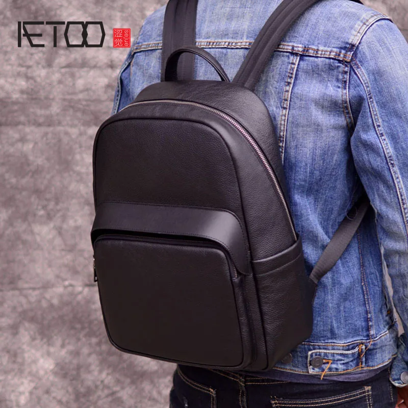 

AETOO Outdoor leisure men's backpack leather shoulder bag first layer leather travel computer bag