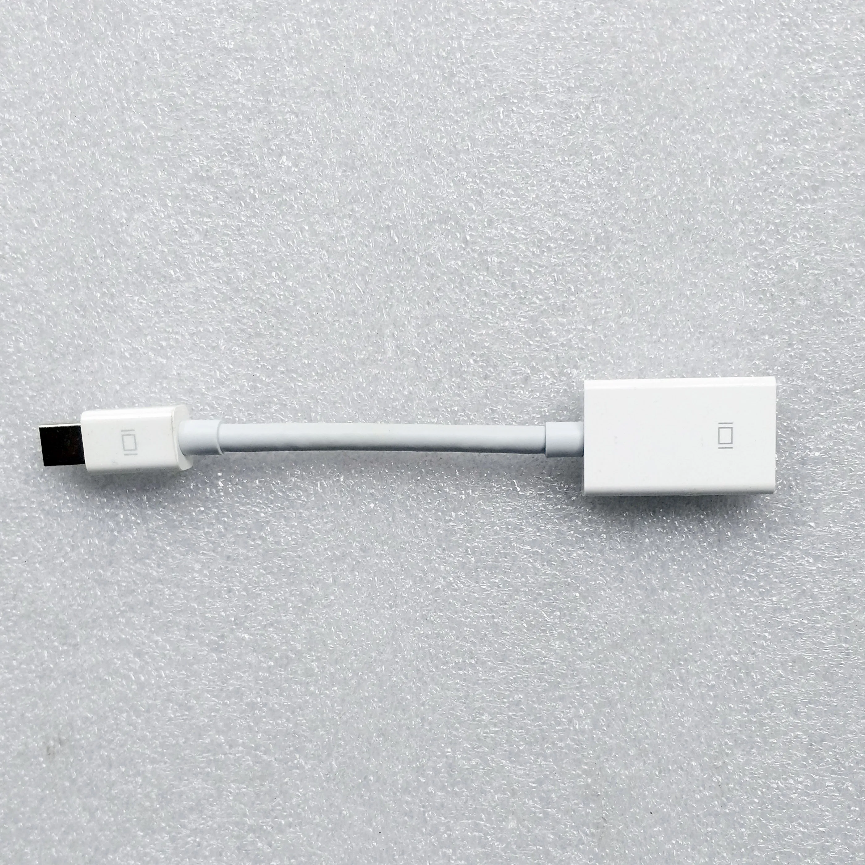 

Mini DisplayPort to Displayport Line