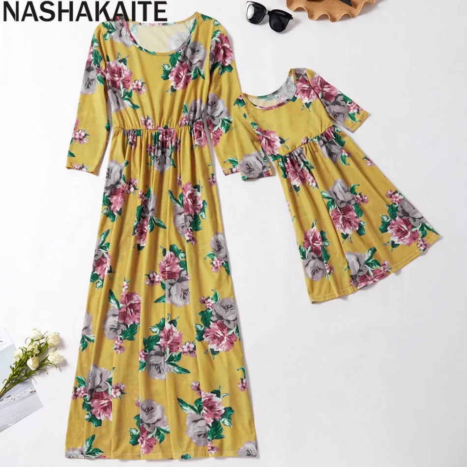 NASHAKAITE/платье для мамы и дочки с желтым принтом; сезон осень-зима; коллекция года; три четверти; одежда «Мама и я»; одежда для всей семьи