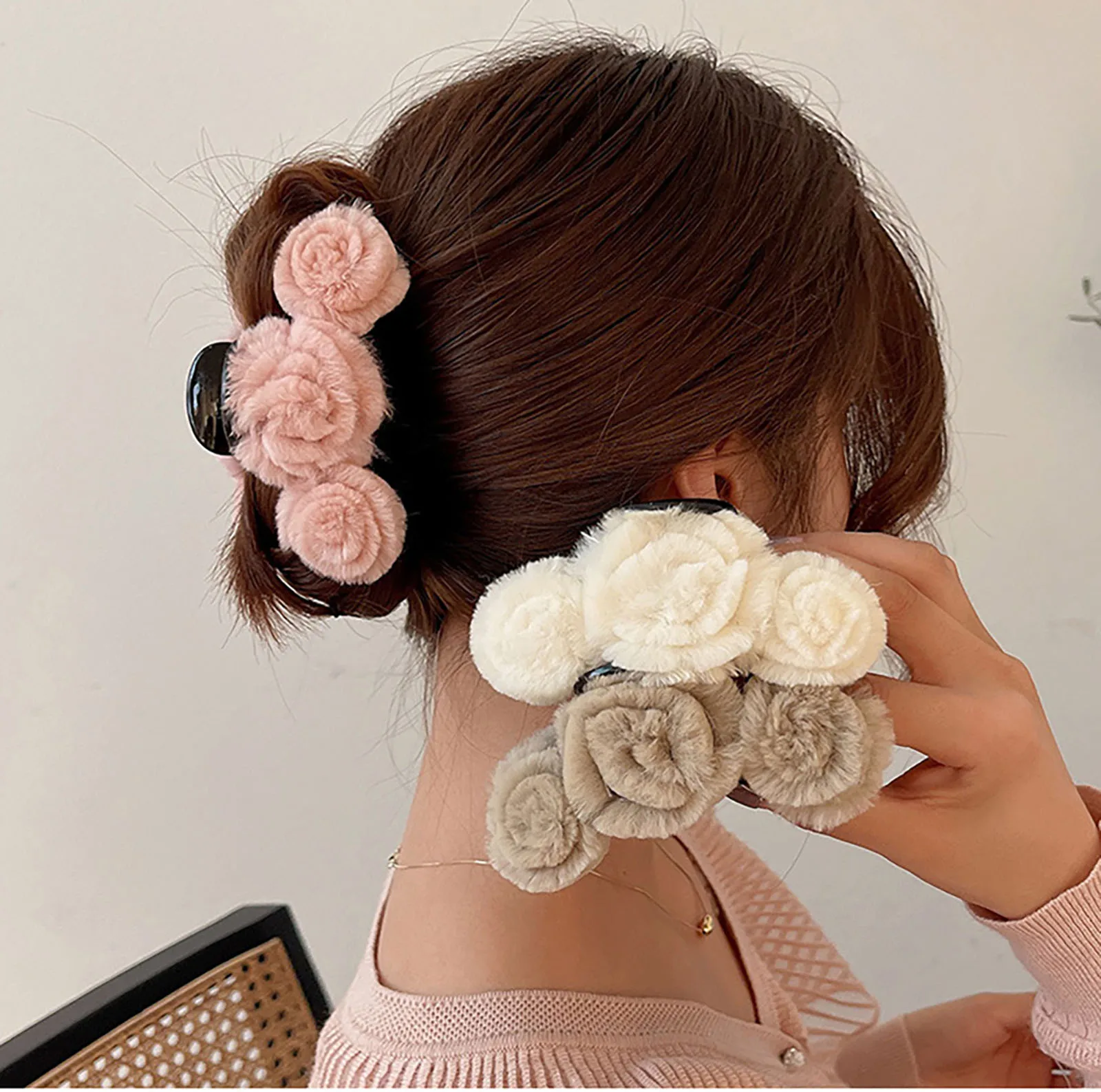 New Flowers Hair Clips Claw Retro Decorative Hair Clip Winter Plush Grab Clip For Women Fur Hairpins Hair Clips Accessories