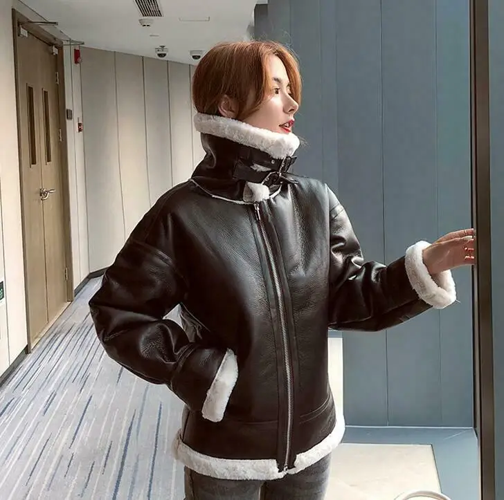 S-XL для женщин s кожа овчина мех ягненка подкладка курточка бомбер мотоциклетная куртка Женское пальто теплая D025