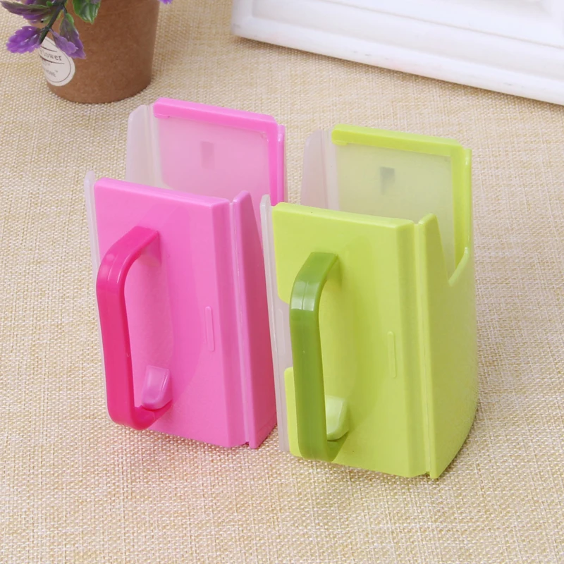 

2017 New Baby Kids Self-Help Drink Milk Juice Box Holder Cup Adjustable Handles Supply