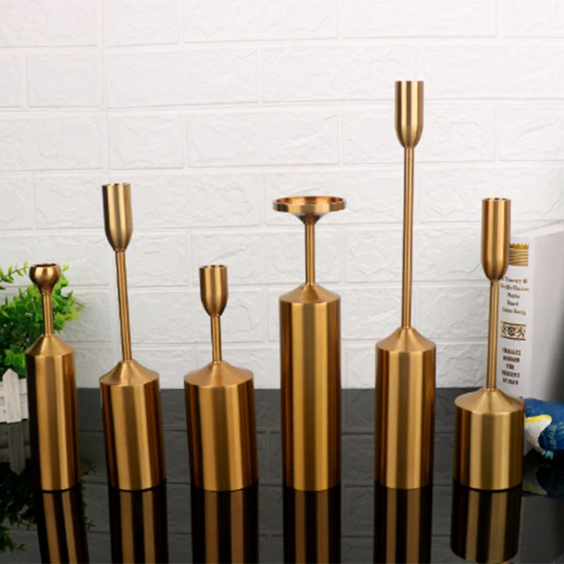 HOT 6Pcs European Gold Candle Holders Metal Pillar Candlestick Wedding Luxury Table Romantic Decorations New Year Party Decorati