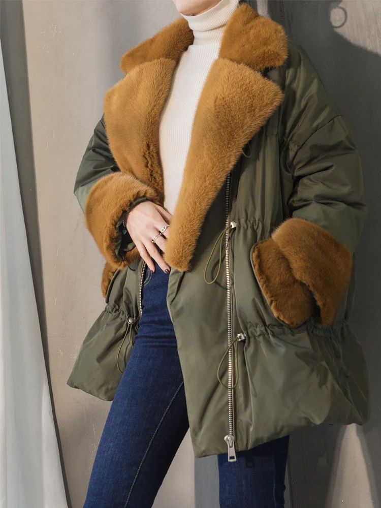 

Mink fur collar parker stitching down jacket women's 2020 new European station design sense mid-length European fur