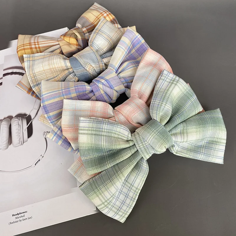 

Вопрос: в студенческом Стиле Весна Шпильки Модные аксессуары для волос с бантом из ткани для женщин и девушек; Хвостик заколки для волос клетчатом образце