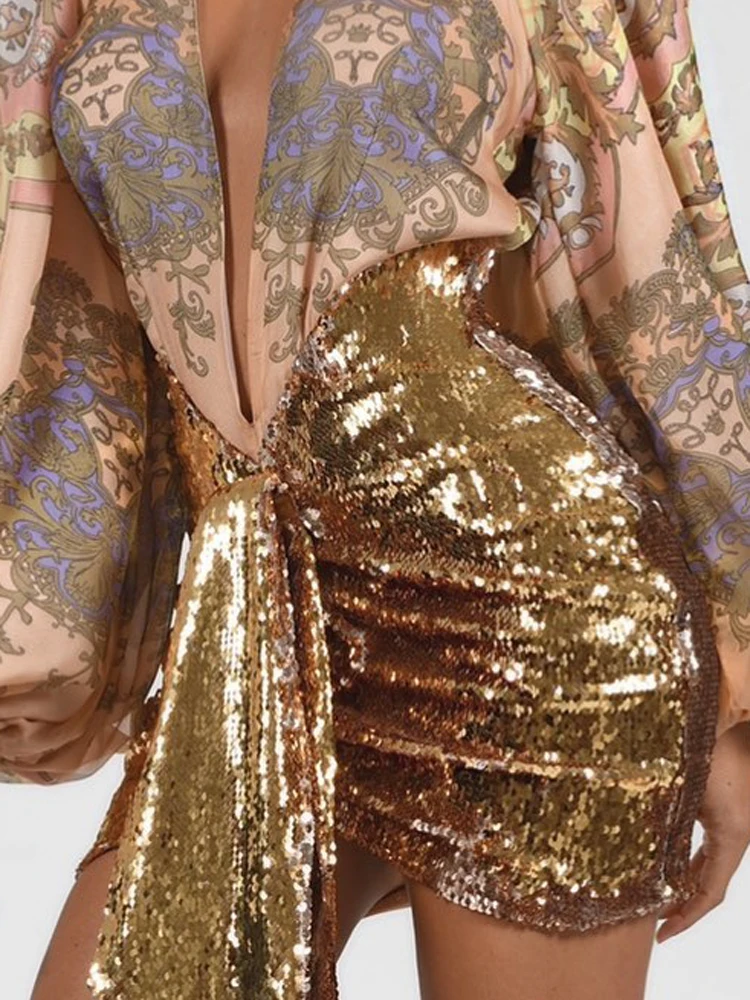 JillPeri/Женская мини-юбка с высокой талией и v-образным вырезом спереди, с рюшами, новая блестящая юбка с золотыми пайетками, наряд знаменитостей, Короткие Сексуальные вечерние юбки
