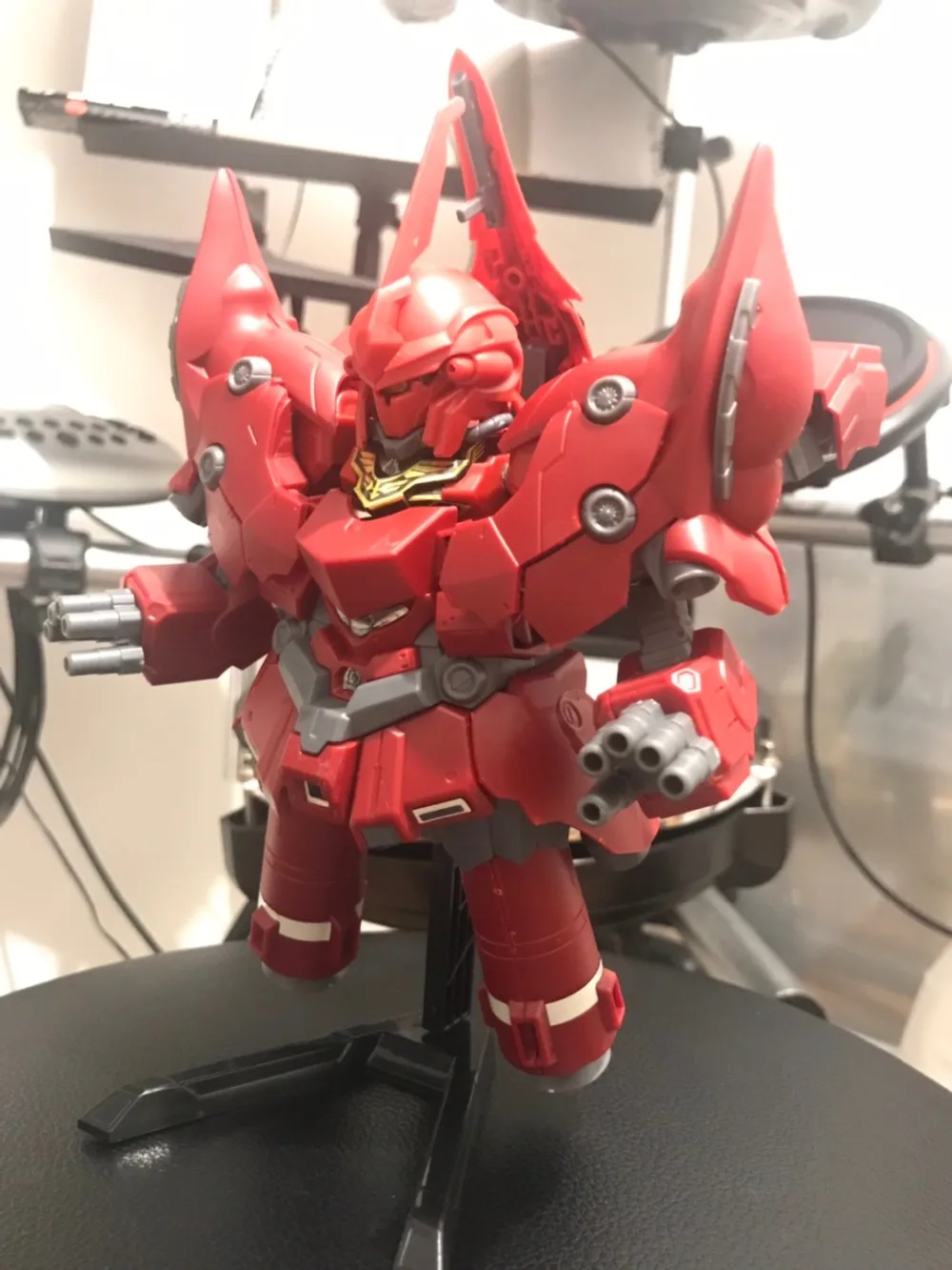 100