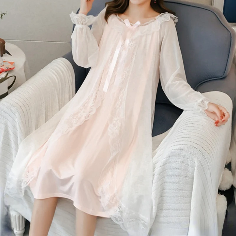 

Женское платье-неглиже с длинным рукавом и сеткой