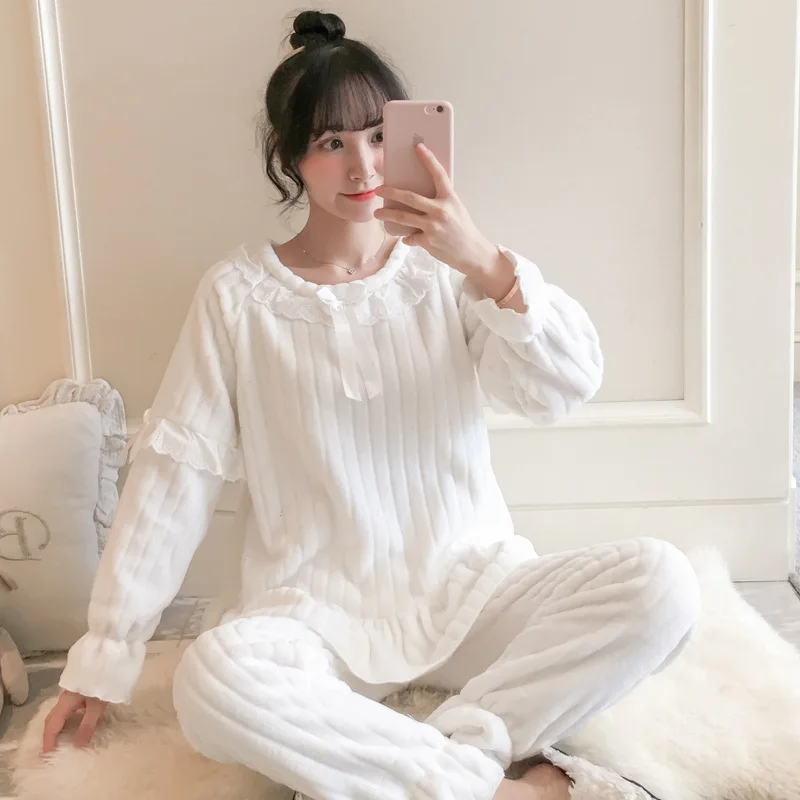 

Coral Velvet Pajamas Women's Winter Thick Warm Korean-style Fresh Students Flannel Sweet Outer Wear Homewear Set