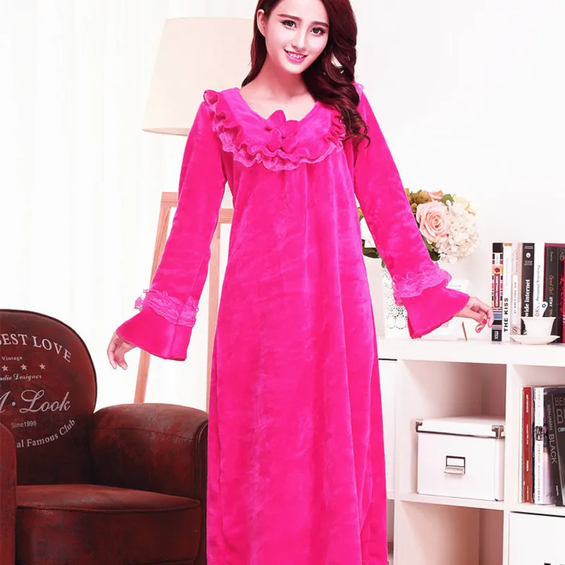 

Ladies'Long Sleeves Thickened Coral Flannel Long Girls' Sleeping , Nightwear and Home Clothes
