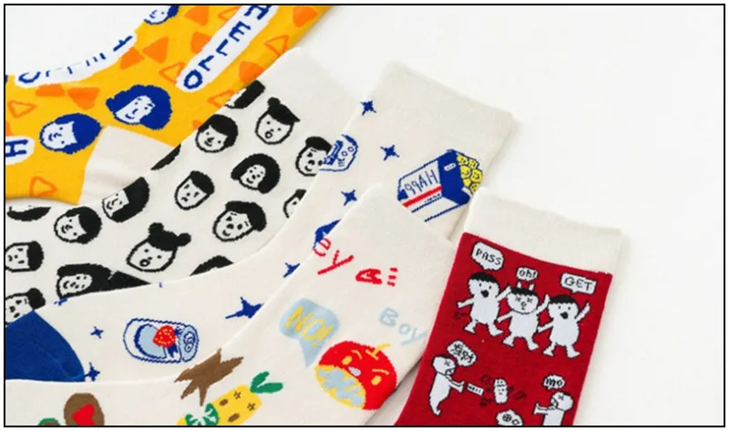 2Pairs/lot=4Pieces Spring Autumn Creative Cartoon Women Fashion Socks Sports Cotton Socks Casual Women