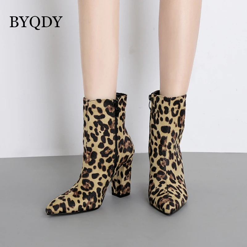 

BYQDY Sexy Woman Serpentine Leopard Boots Pointed Toe Ankle Boots Zipper Chunky High Heel Boots Autumn PU Leather botas mujer