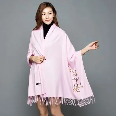 Pink Зимний шарф с вышивкой сливы для женщин, однотонные кашемировые шарфы из пашмины, элегантные женские длинные шарфы с кисточками, bufandas invierno mujer - Цвет: Pink