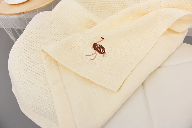 Японский Корейский MUJI стиль Марлевое банное полотенце Толстая Вышивка Животных Большое банное полотенце мягкое дышащее влагопоглощающее полотенце целые