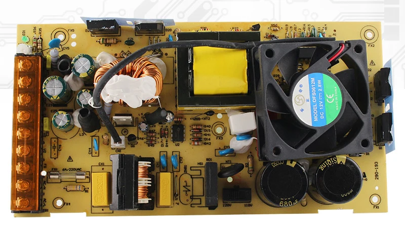 西盟天猫店内部结构