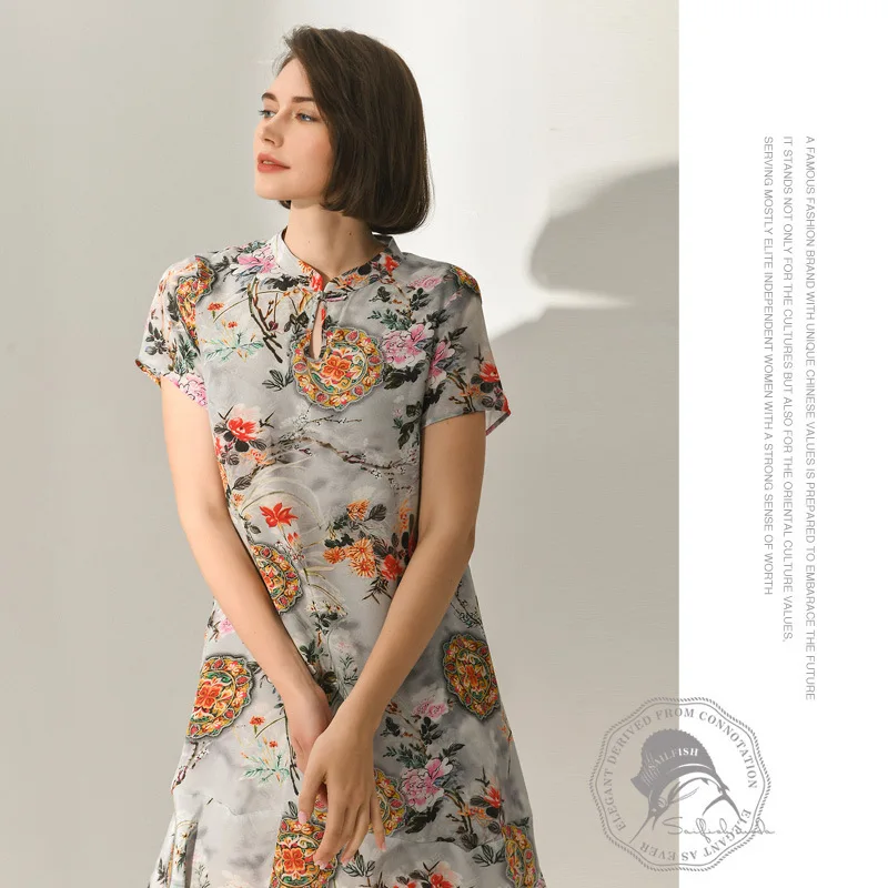 Grijs Print Plum Blossom Bloemen Zijden Jurken Vrouwen 2020 Zomer Lange Casual Kantoor Werk Beach Party Qipao Jurk Plus Size dropship Grijs Print Plum Blossom Bloemen Zijden Jurken Vrouwen 2020 Zomer Lange Casual Kantoor Werk Beach Party Qipao Jurk Plus Size dropship