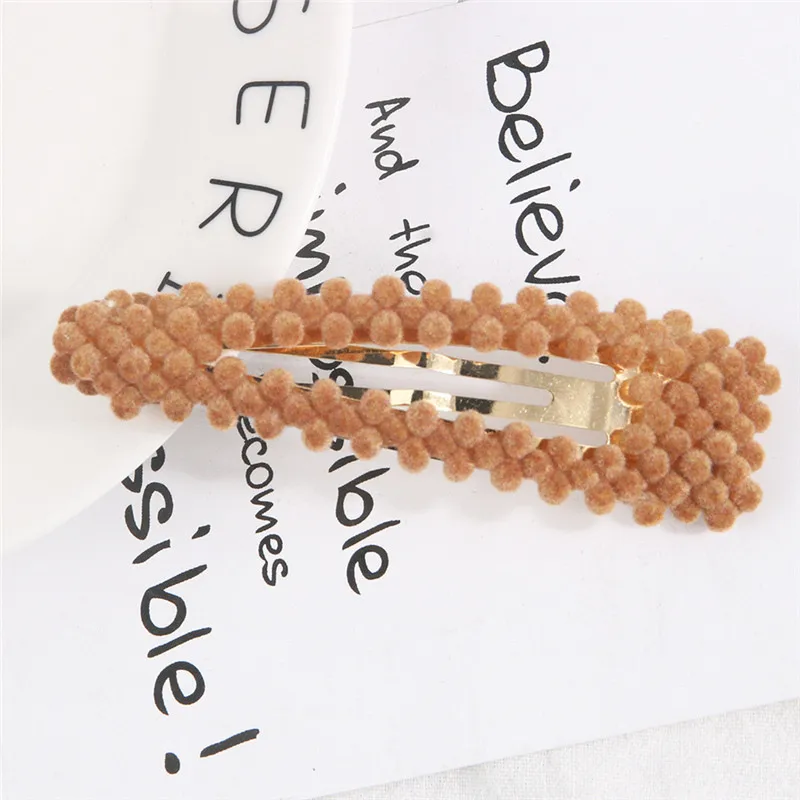 Triangle-Caramel M MISM Modish, пушистые бусины, полые заколки для волос для женщин и девушек, стильные геометрические аксессуары для волос, зимние стильные заколки для волос, головные уборы - Цвет: Triangle-Caramel