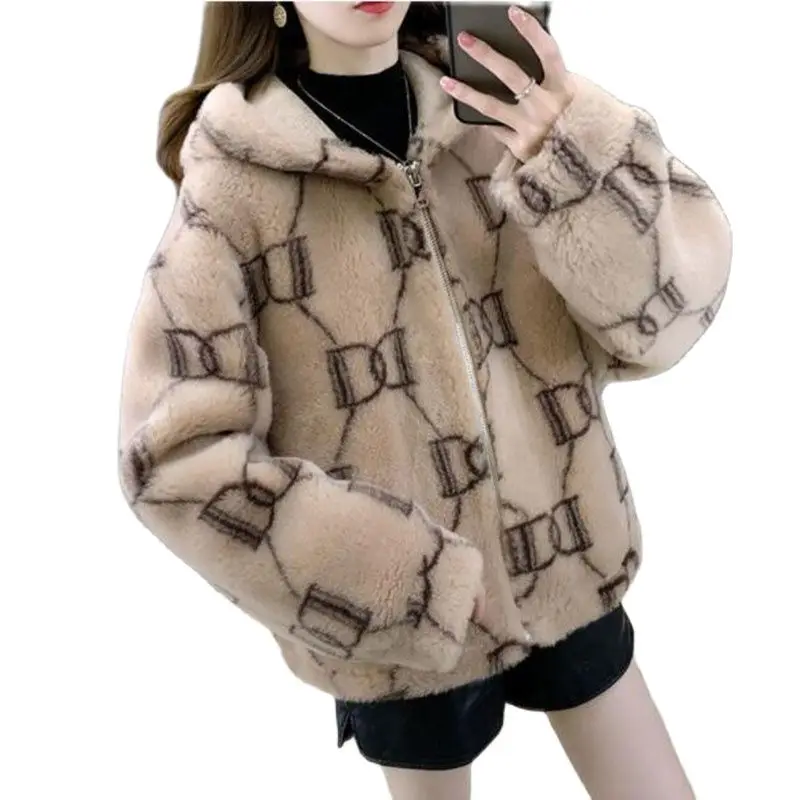 

Imitate Sheep Cut Elvet Women's Coat 2021New Autumn Winter External Wear Loose Hooded Skin Hair One Body Lambswool Ladies Jacket