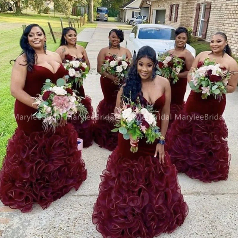 Plus Size Bourgondië Bruidsmeisje Jurken Mermaid Style Ruches Tiered Rok Bruidsmeisje Jurk Sweetheart Wedding Party Jurken Plus Size Bourgondië Bruidsmeisje Jurken Mermaid Style Ruches Tiered Rok Bruidsmeisje Jurk Sweetheart Wedding Party Jurken