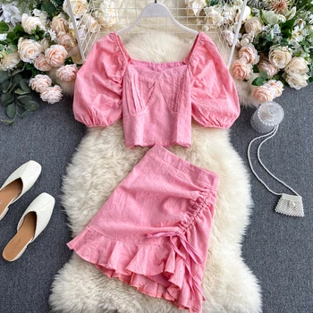 

Spring Summer Popular Women Short Puffy Square Collar Lace Top and Ruffled Bud Skirt One Set