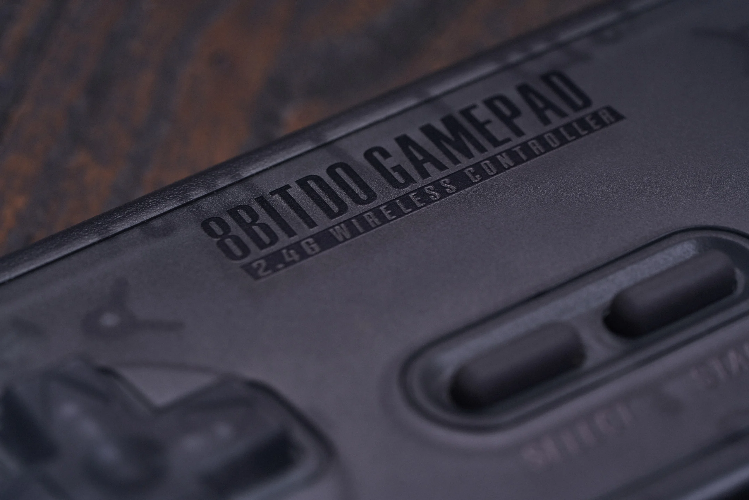 8BitDo SN30 2.4G Wireless Gamepad for Original SNES/SFC (SN/SF/Transparent Edition) - Super NES