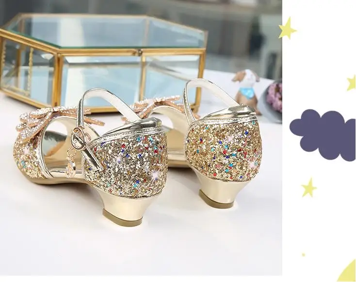 Детская блестящая обувь с бантиком для девочек; chaussures prinsessen schoenen; блестящие босоножки с бантиком; модельные туфли на высоком каблуке
