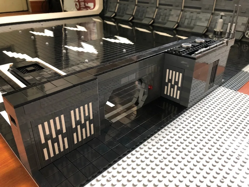 lego docking bay 327 for ucs falcon
