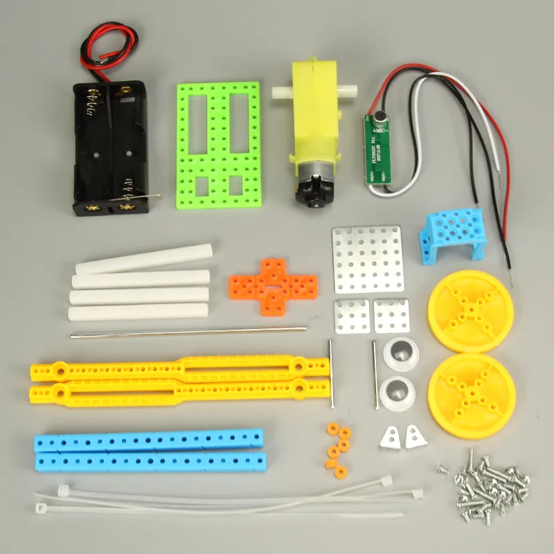 

Science And Technology Small for Making Small Invention Electric Self-Made Voice Robot Boy Hand-made Material Innovation Works