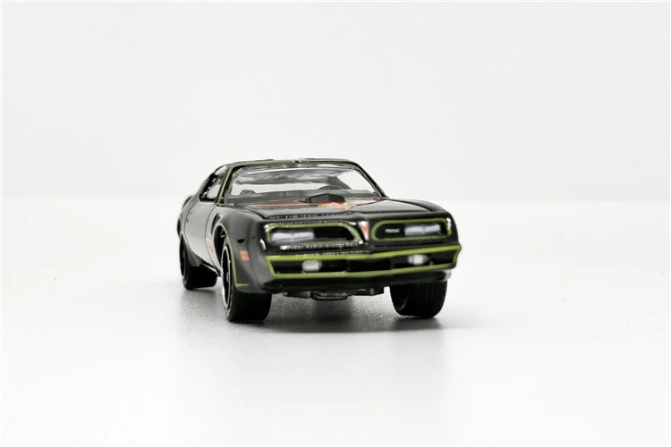 Greenlight 1: 64 Pontiac Firebird Транс Am T/A FIRE 1977 литая модель автомобиля без коробки