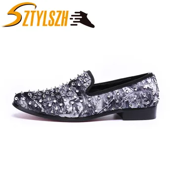 

British Style Print Suede Leather Rivets Men Shoes Casual Shoes Men Fashion Hip Hop Punk Flats Loafers Nightclub shoes Zapatos