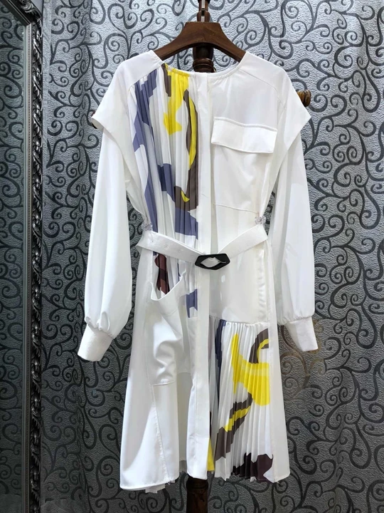 

2019 early autumn new female round neck irregular color matching stitching buckle belt waist long sleeve dress 820